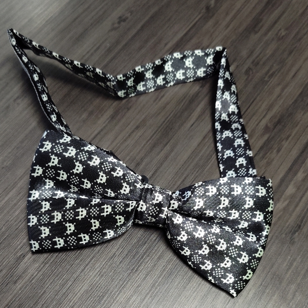 Atari Space Invaders Bow Tie BLACK TIE GEEK